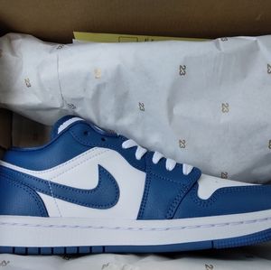 Jordan 1 Low Wmns 7 dark Marina